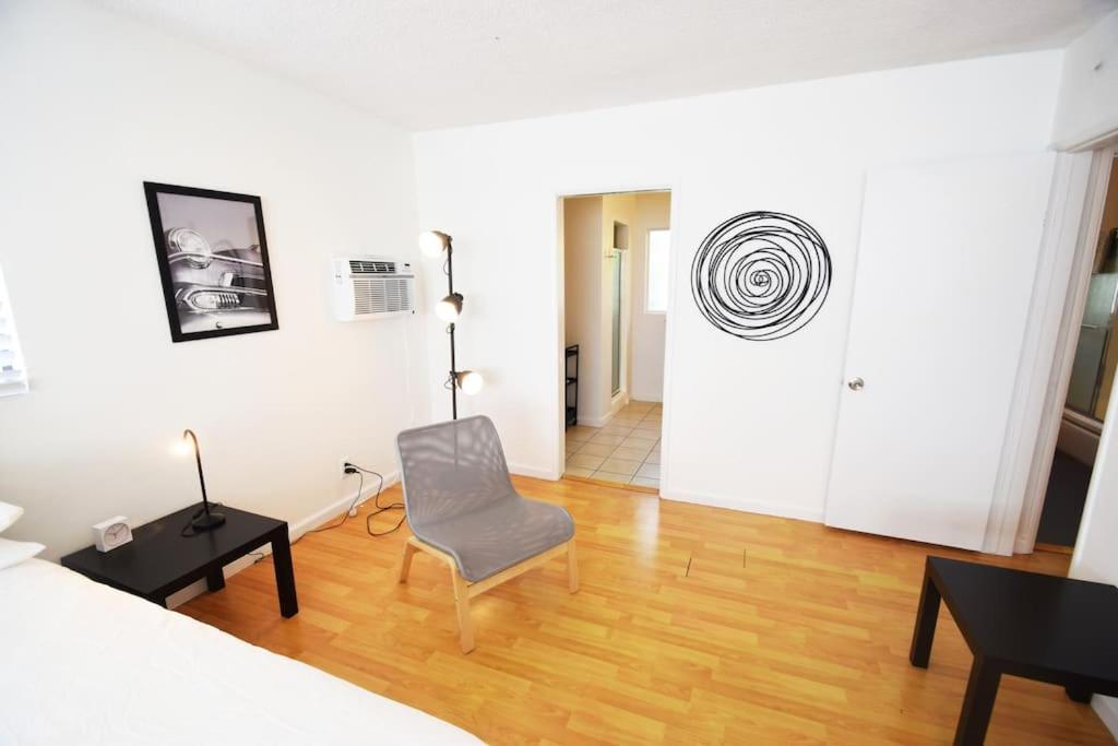 לוס אנג'לס Hollywood Business Apartments מראה חיצוני תמונה